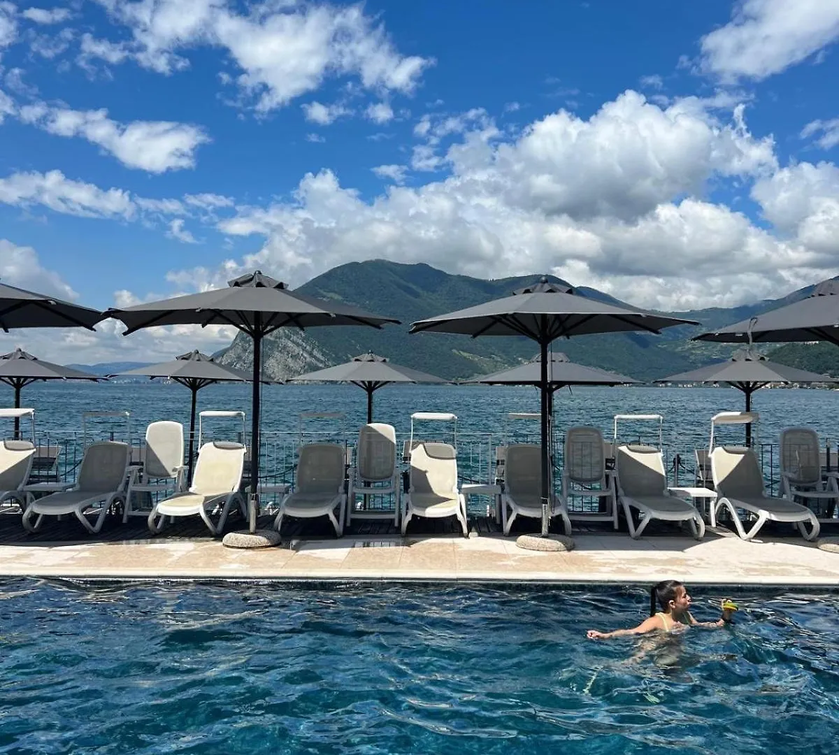 Hotel Rivalago Sulzano 4*,